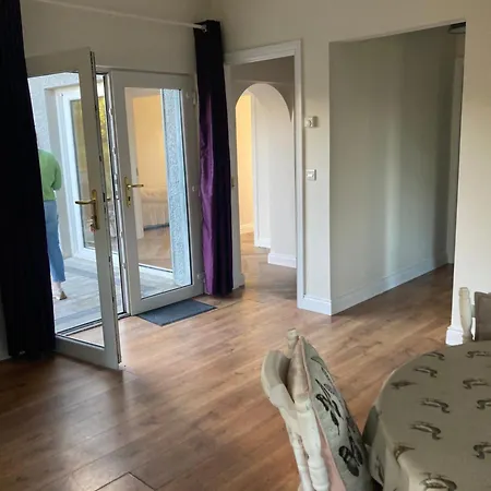 3 Bedroom Beautiful Cosy 펜션 Killashandra