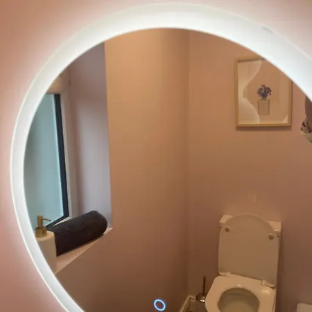 3 Bedroom Beautiful Cosy 펜션